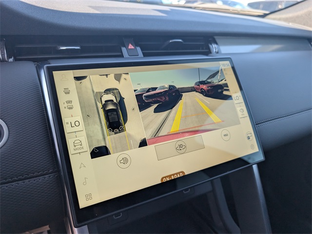 2024 Land Rover Discovery Sport SE photo 25