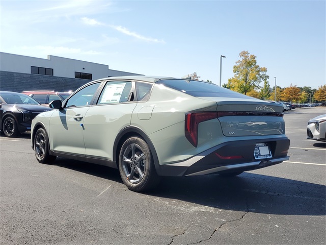 2025 Kia K4 LXS photo 6