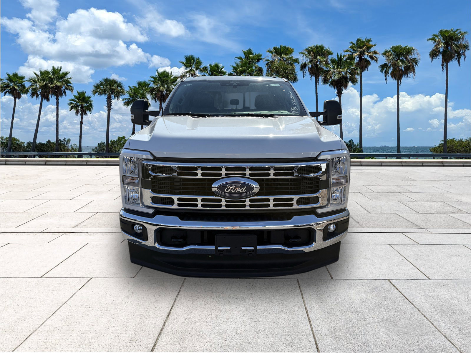 2026 Ford F-350 photo 3