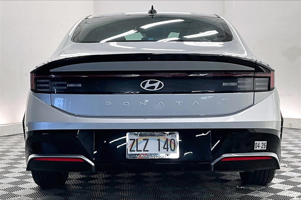 2024 Hyundai Sonata SEL photo 3