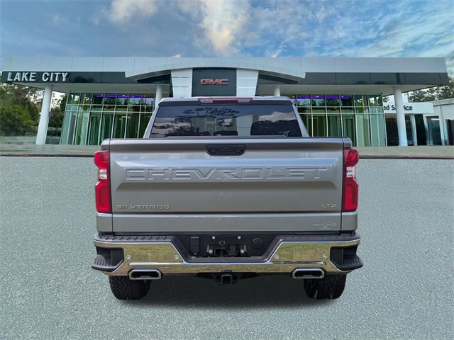 2025 Chevrolet Silverado 1500 LTZ photo 4