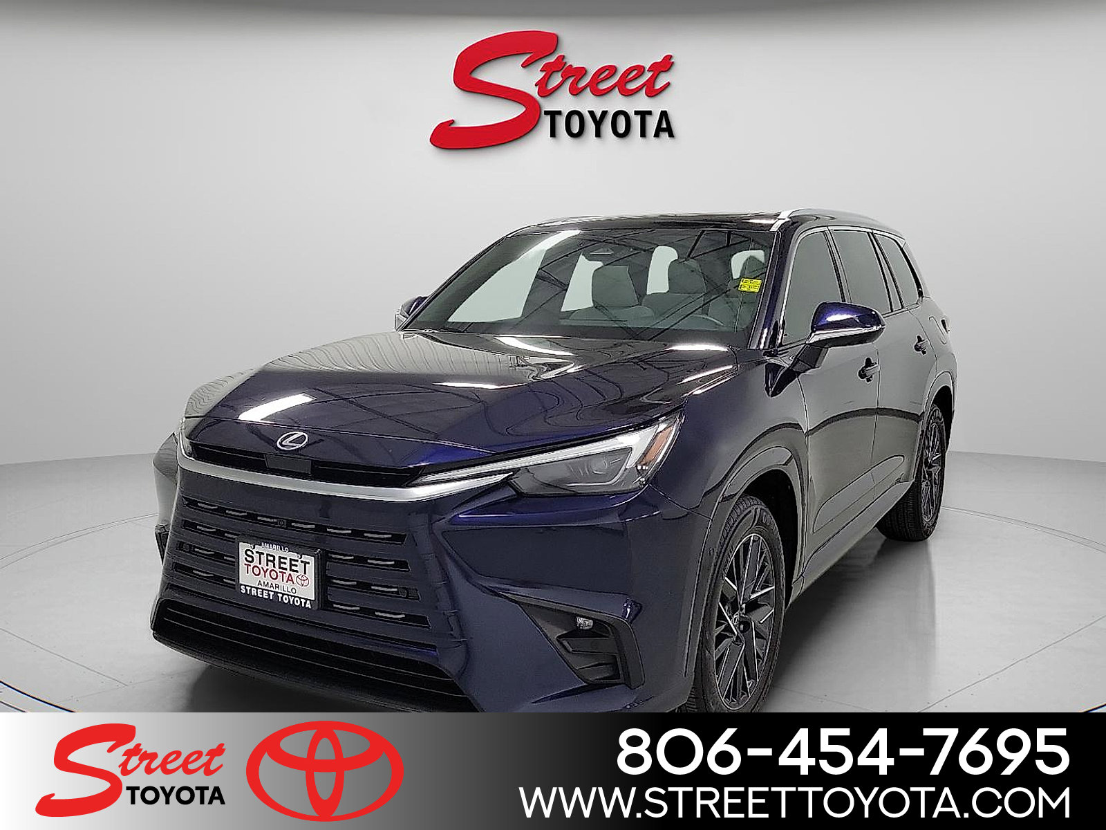 2025 Lexus TX Premium's photo