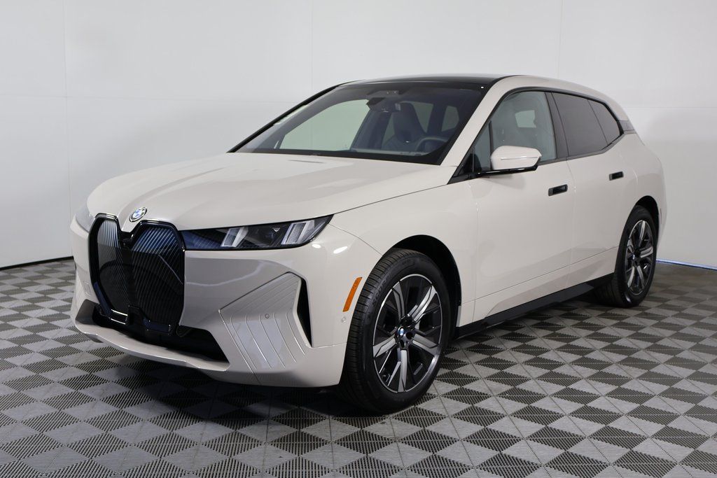 2026 BMW iX 60's photo