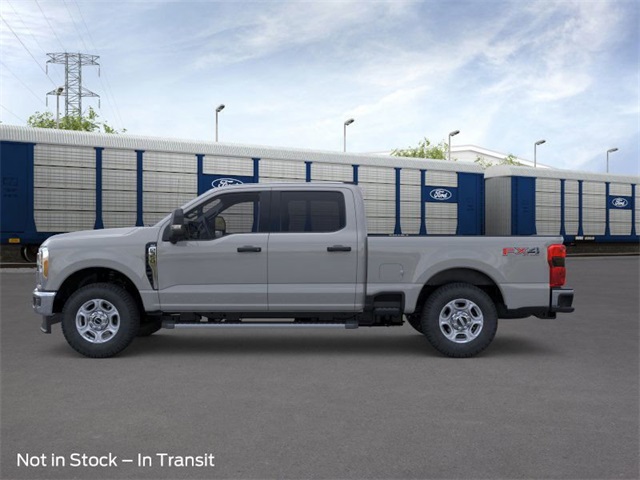 2026 Ford F-350 photo 3