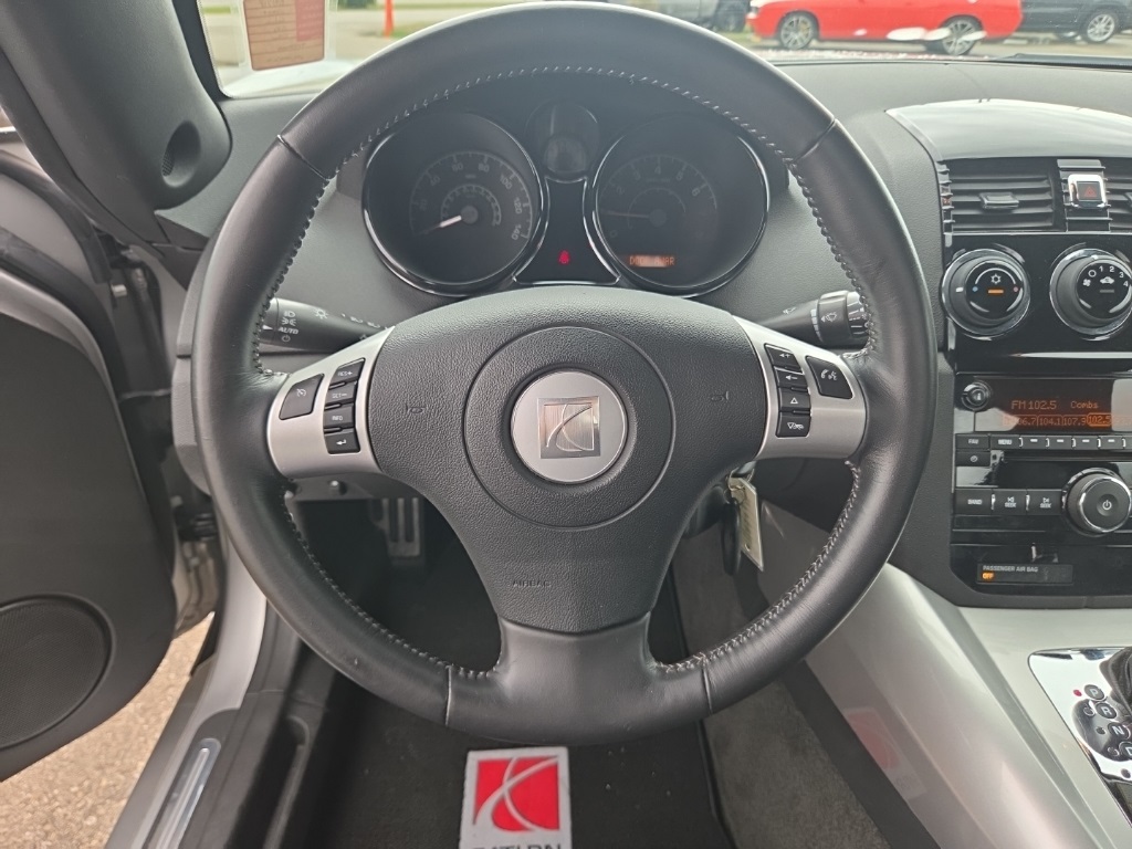 2009 Saturn Sky Base photo 16