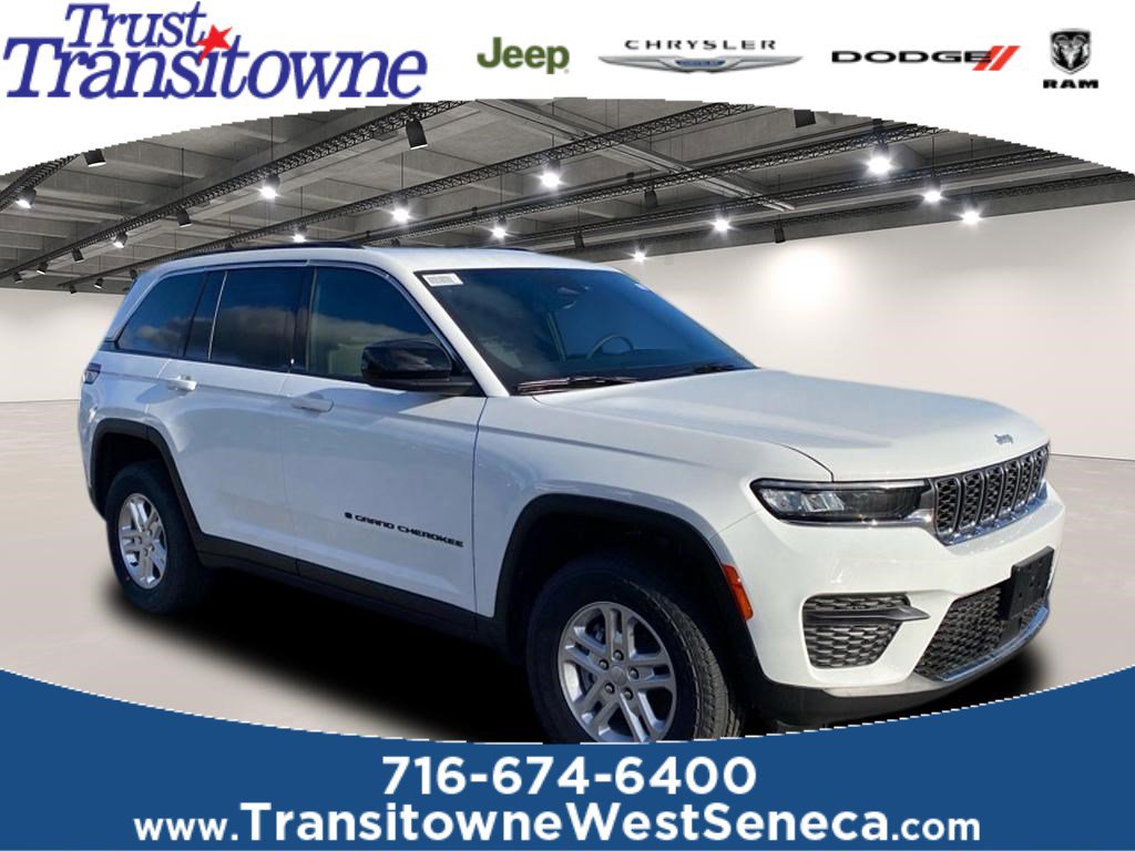 2025 Jeep Grand Cherokee Laredo's photo