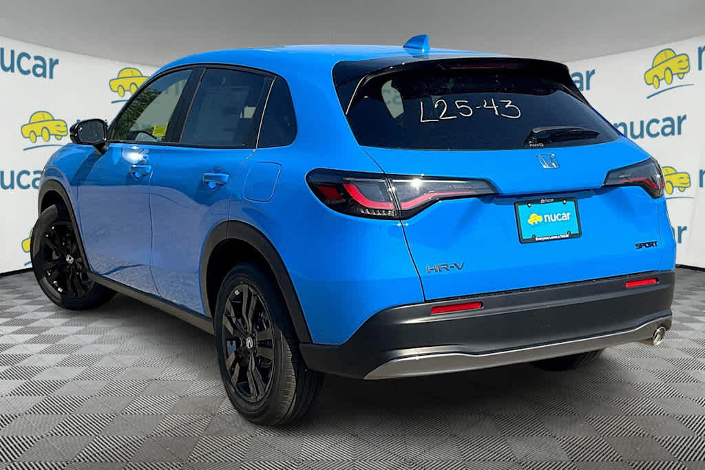 2026 Honda HR-V Sport photo 3