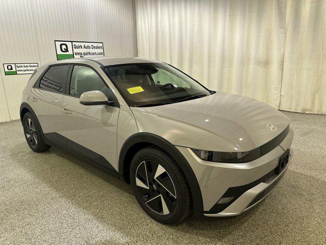 2026 Hyundai IONIQ 5 SEL's photo