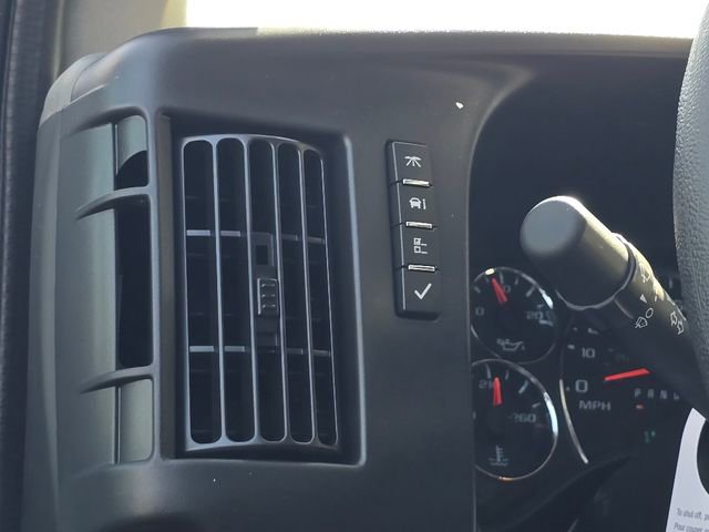 2025 Chevrolet Express Cargo 2500 photo 19