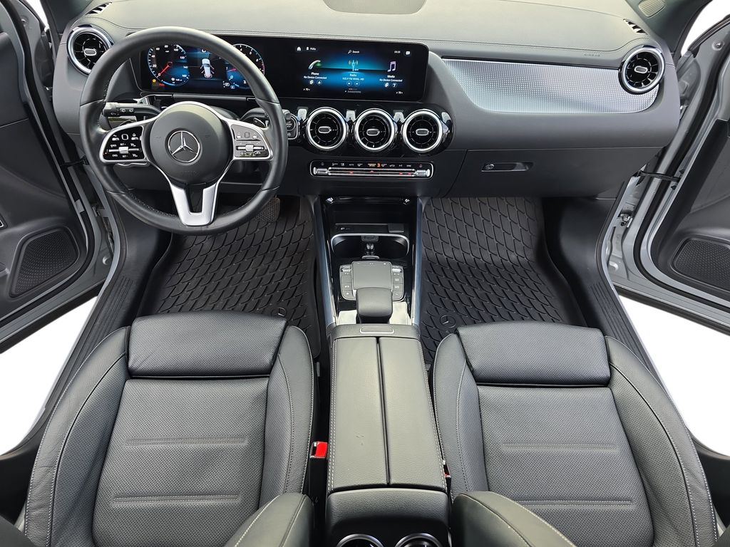 2022 Mercedes Benz GLA 250 photo 9