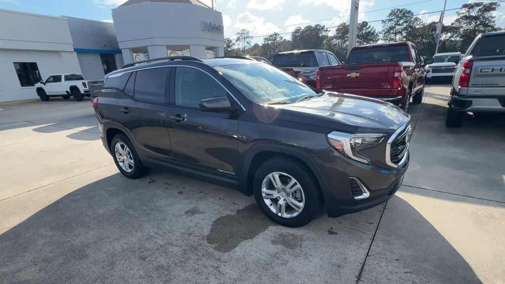 2020 Gmc Terrain SLE photo 2