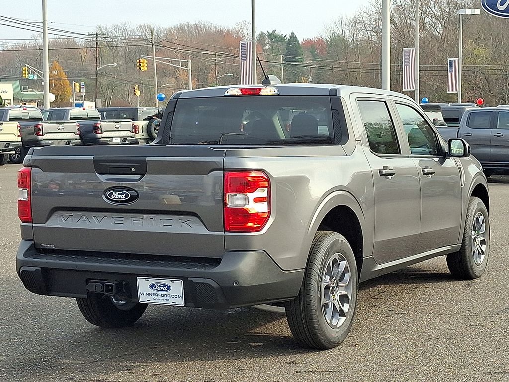 2025 Ford Maverick XLT photo 3