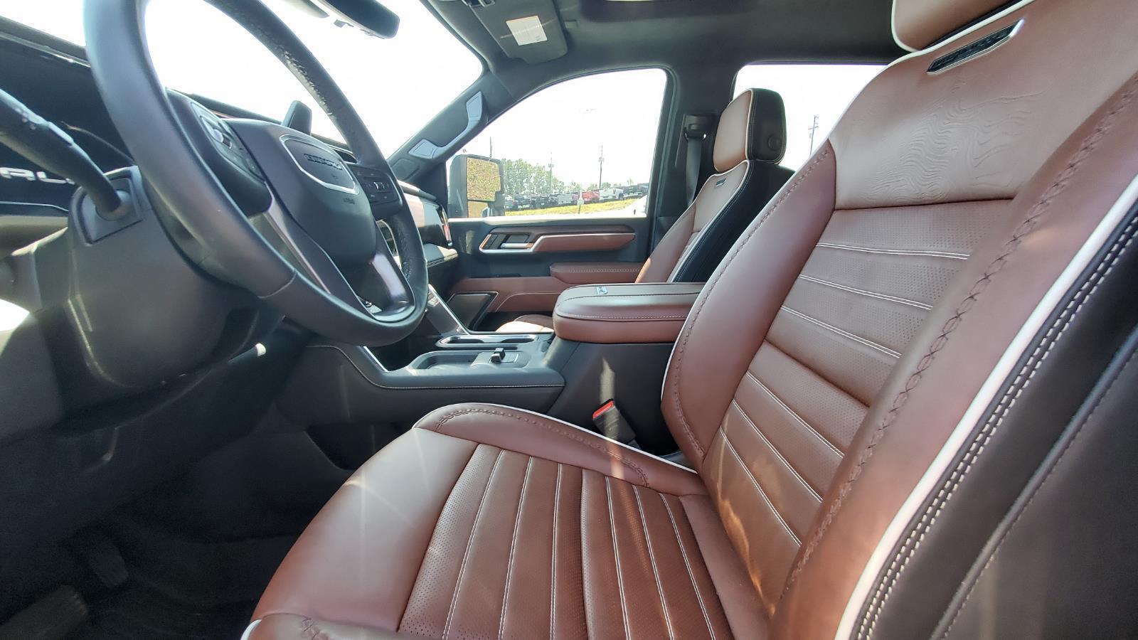 2025 Gmc Sierra 2500 HD Denali Ultimate photo 2