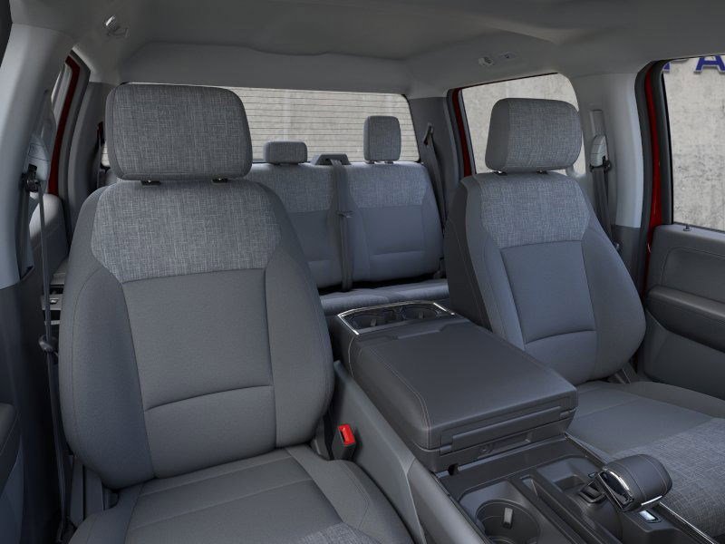 2025 Ford F-150 Lightning XLT photo 2