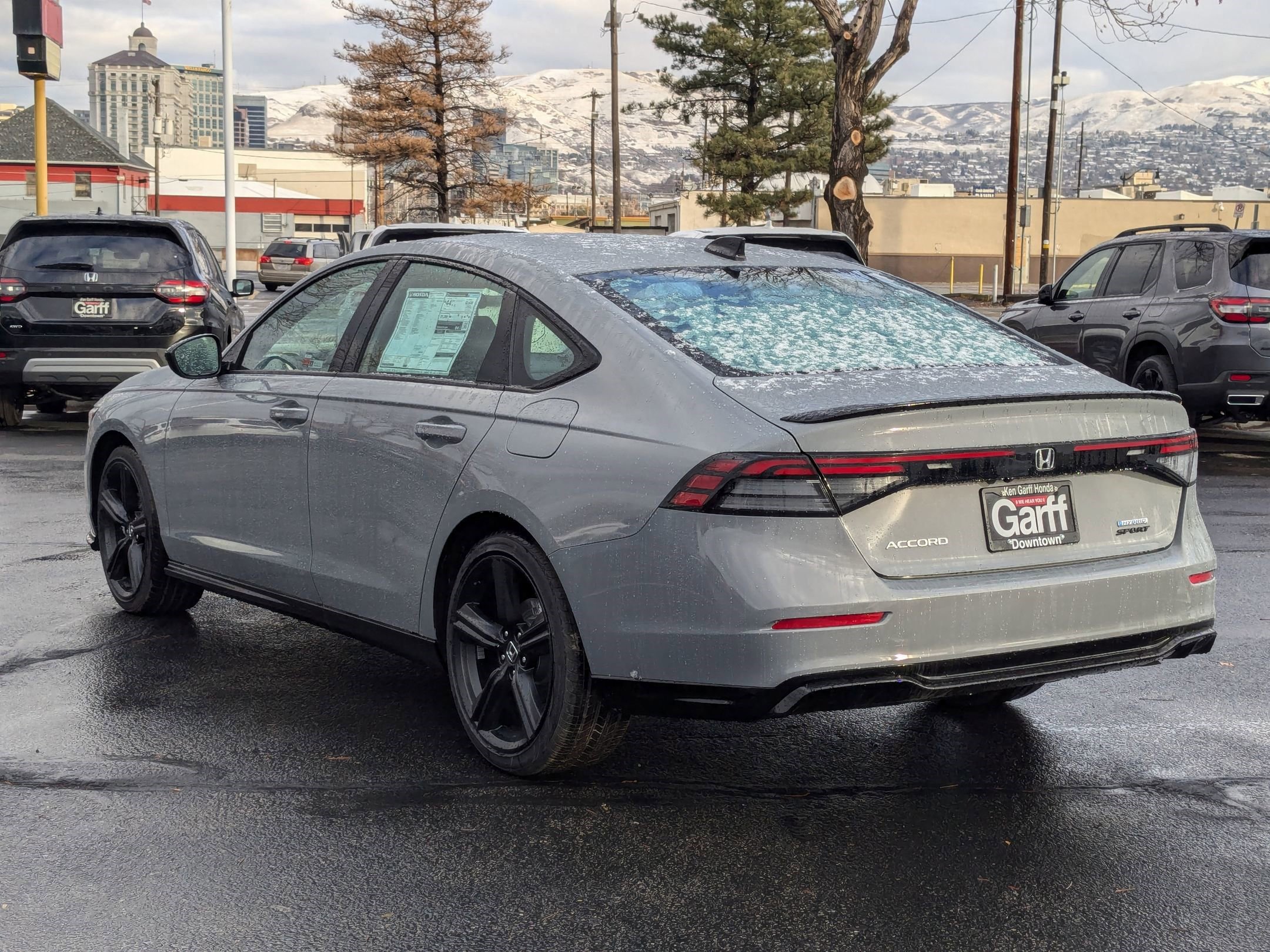 2025 Honda Accord Hybrid Sport-L photo 5