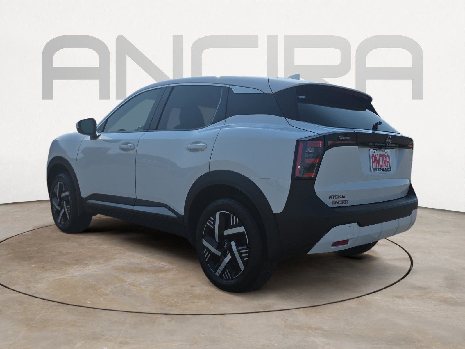 2025 Nissan Kicks SV photo 2