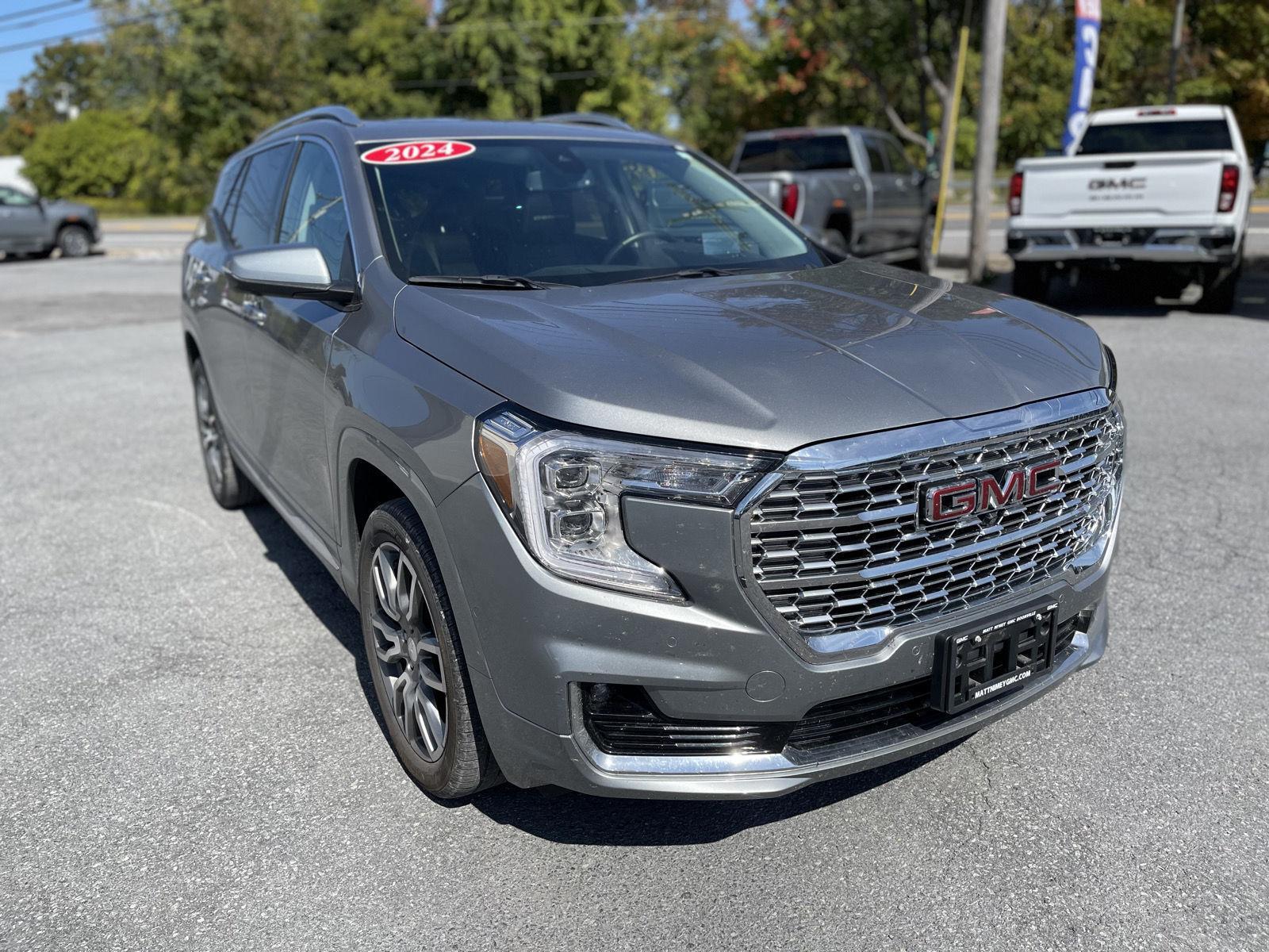 2024 Gmc Terrain Denali photo 3