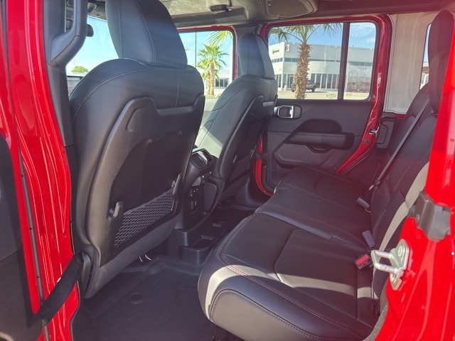 2025 Jeep Wrangler Rubicon photo 10