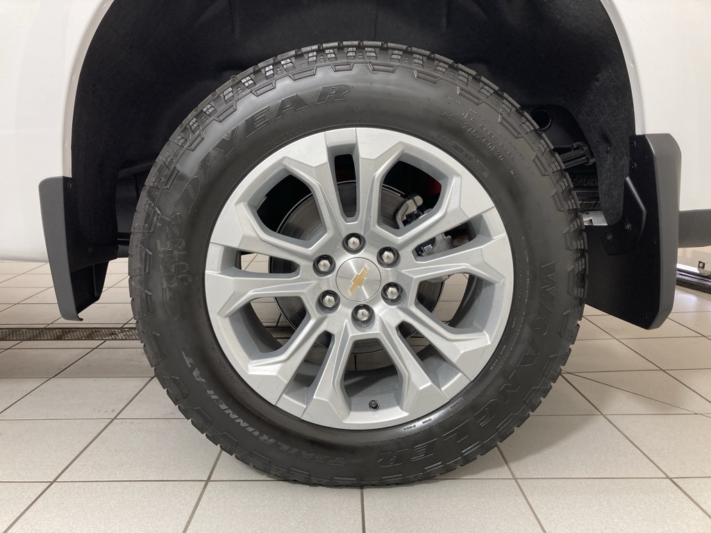 2026 Chevrolet Silverado 1500 LTZ photo 21