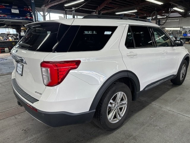 2018 Ford Explorer XLT photo 4