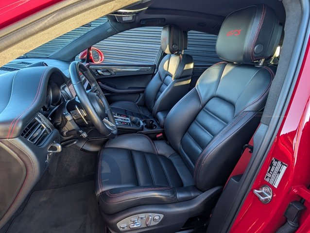 2023 Porsche Macan GTS photo 4