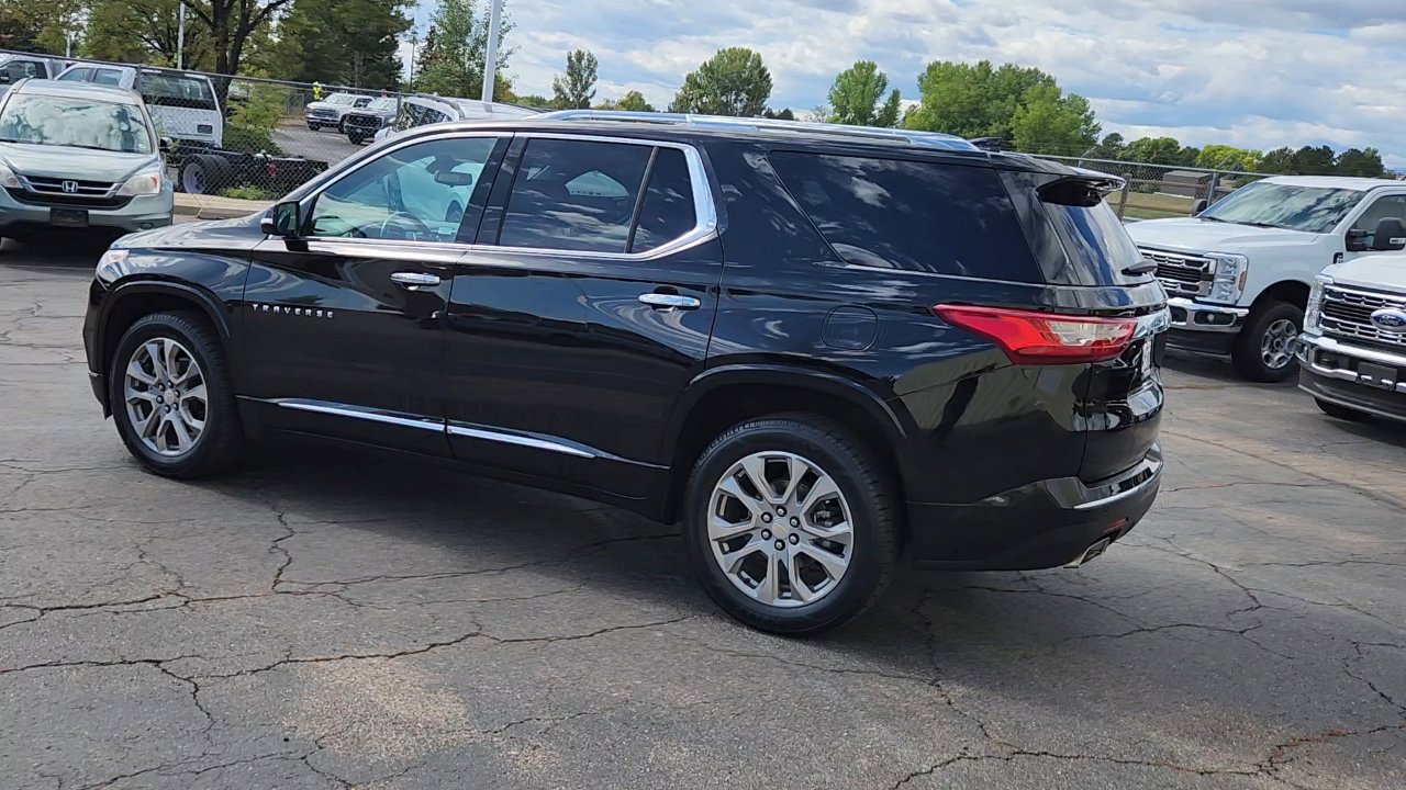 2019 Chevrolet Traverse Premier photo 3