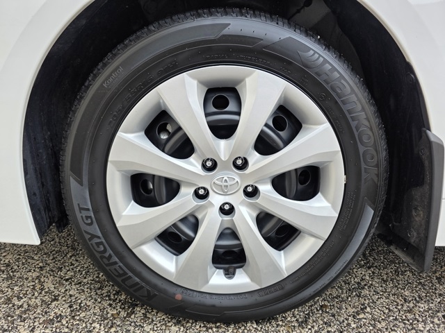 2023 Toyota Corolla LE photo 21