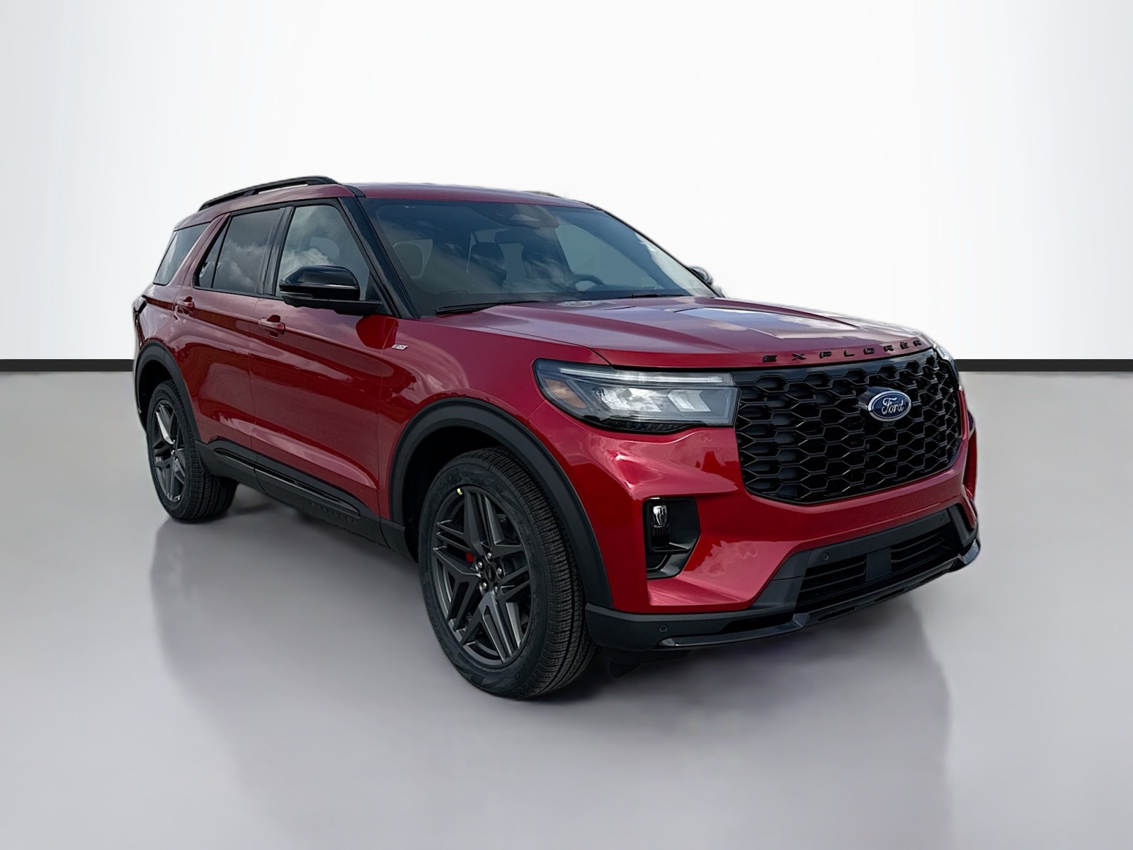 2025 Ford Explorer ST-Line photo 3