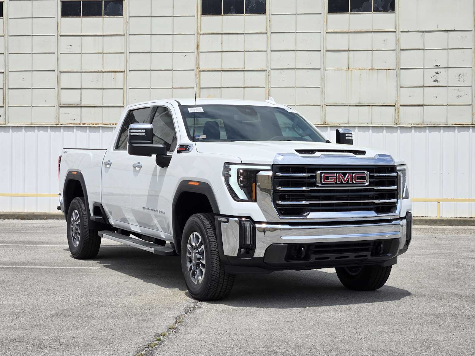 2025 Gmc Sierra 2500 HD SLT photo 2