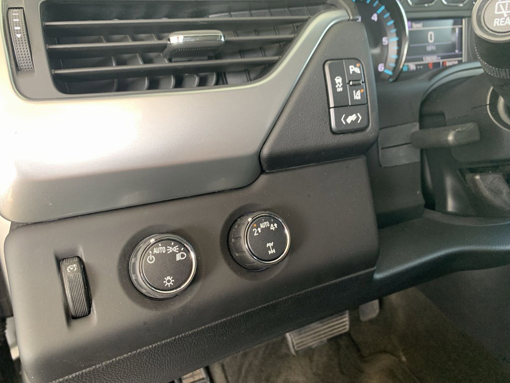 2015 Chevrolet Tahoe LT photo 25