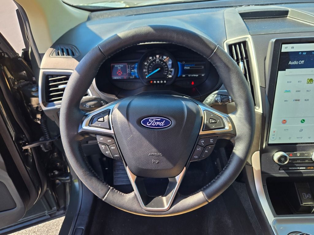 2024 Ford Edge SEL photo 27