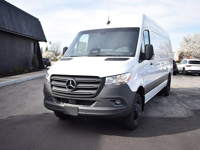 2025 Mercedes-Benz Sprinter Cargo Van Base's photo