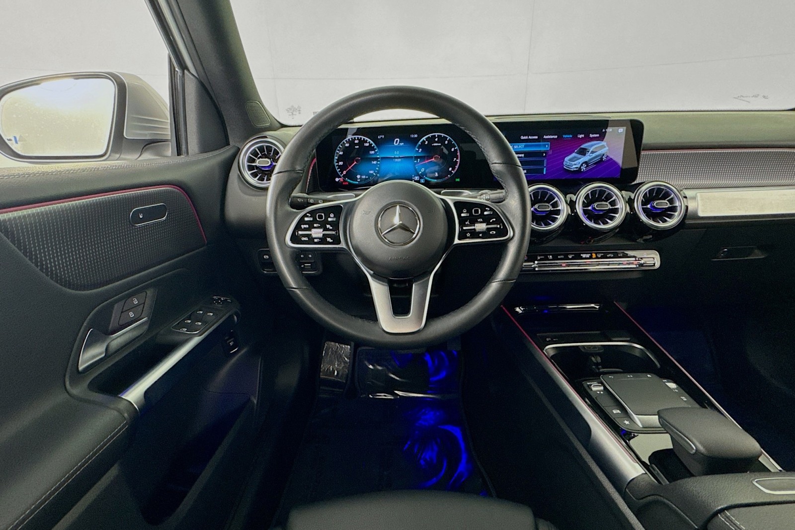 2022 Mercedes Benz GLB 250 photo 4