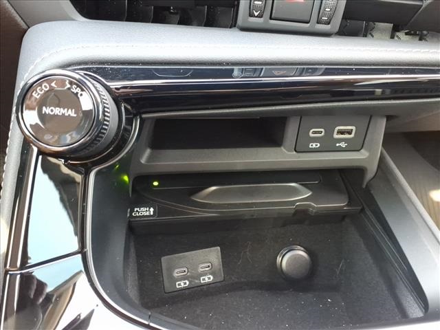 2025 Lexus NX 250 - Photo 26