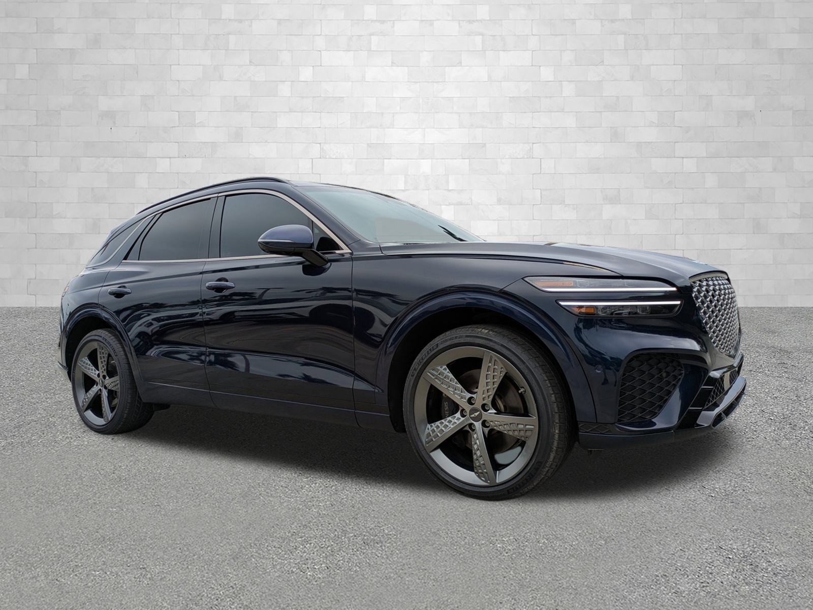 2023 GENESIS GV70 Standard's photo