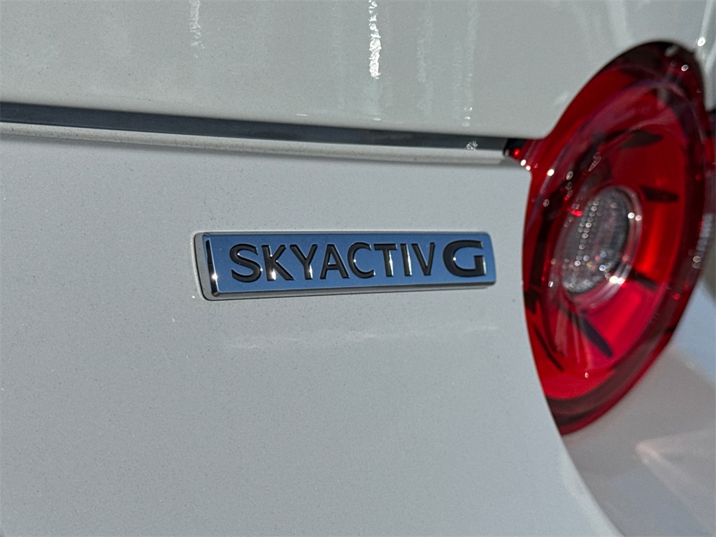 2024 Mazda MX-5 Miata Miata photo 10