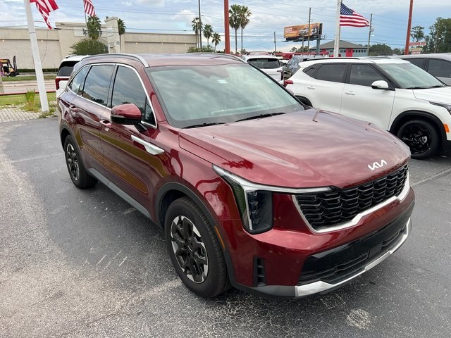2025 Kia Sorento S photo 4