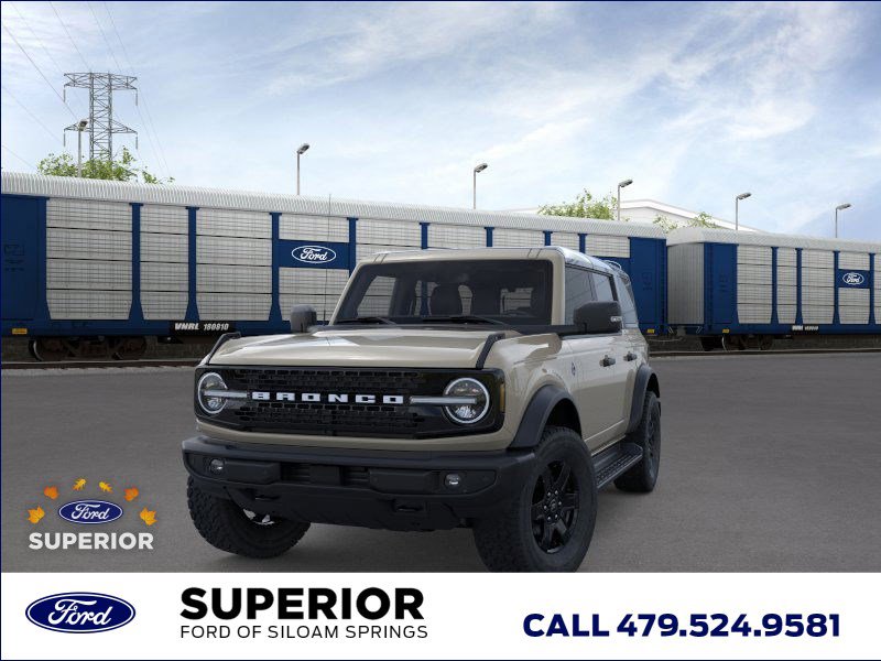 2025 Ford Bronco Outer Banks photo 2