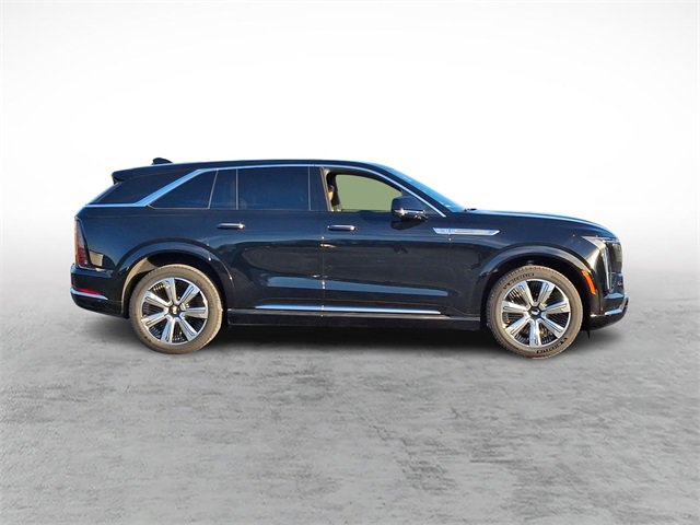2025 Cadillac Escalade IQ Luxury photo 2