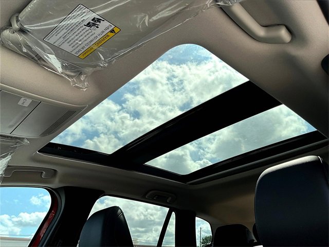 2025 Mazda CX-50 Premium photo 13