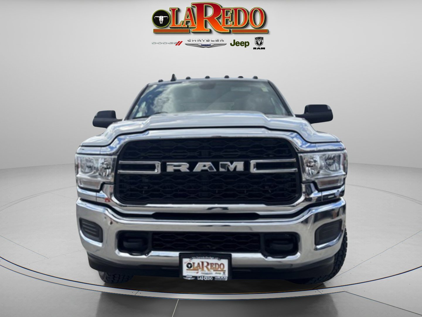 2022 Ram 2500 Tradesman photo 3