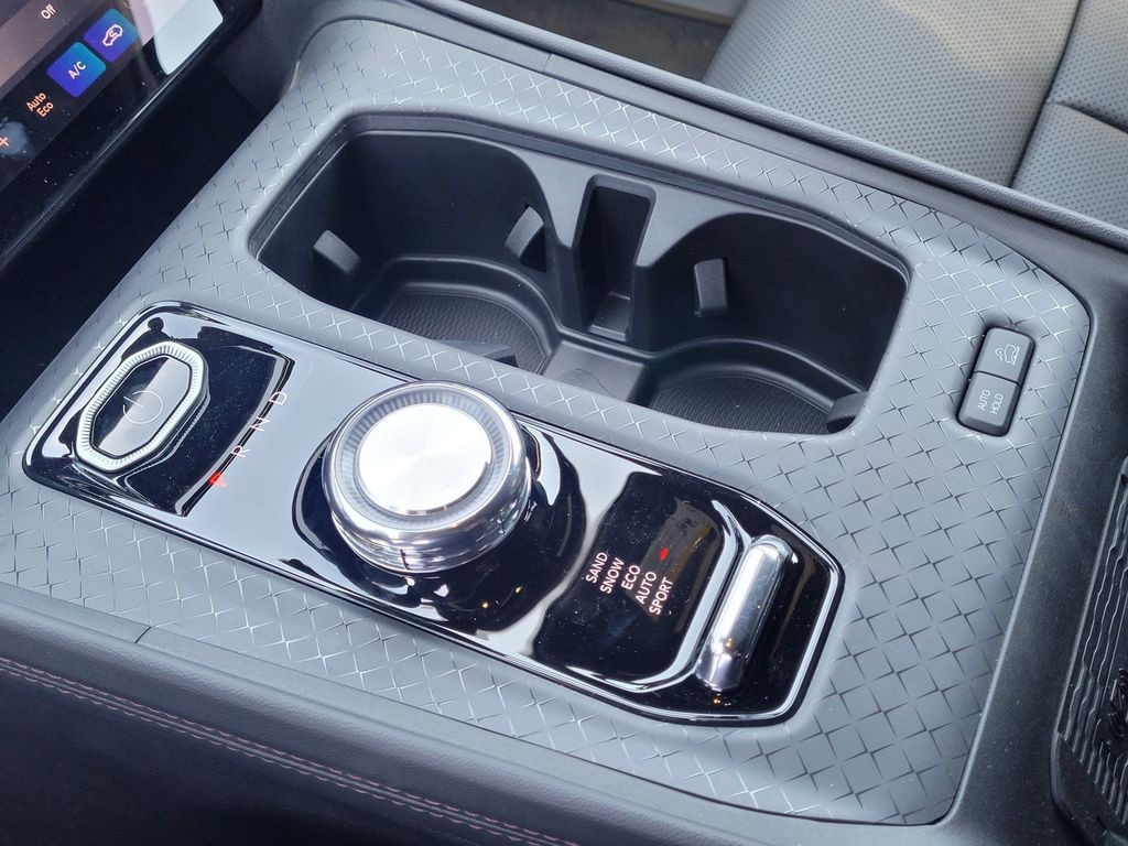 2025 Jeep Wagoneer S Launch Edition photo 12
