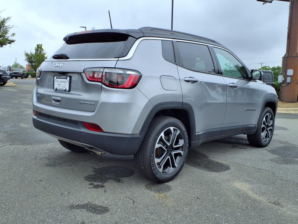 2022 Jeep Compass Limited photo 19