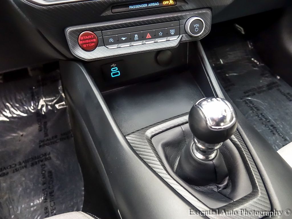 2025 FORD MUSTANG - Image 17