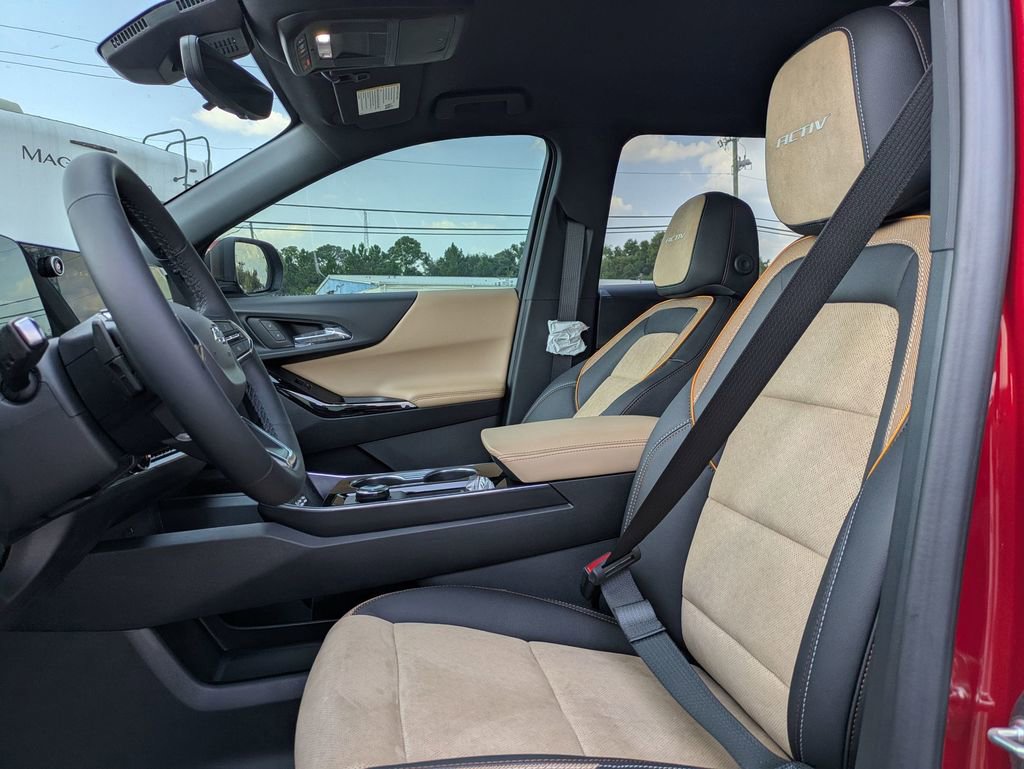 2026 Chevrolet Equinox ACTIV photo 12