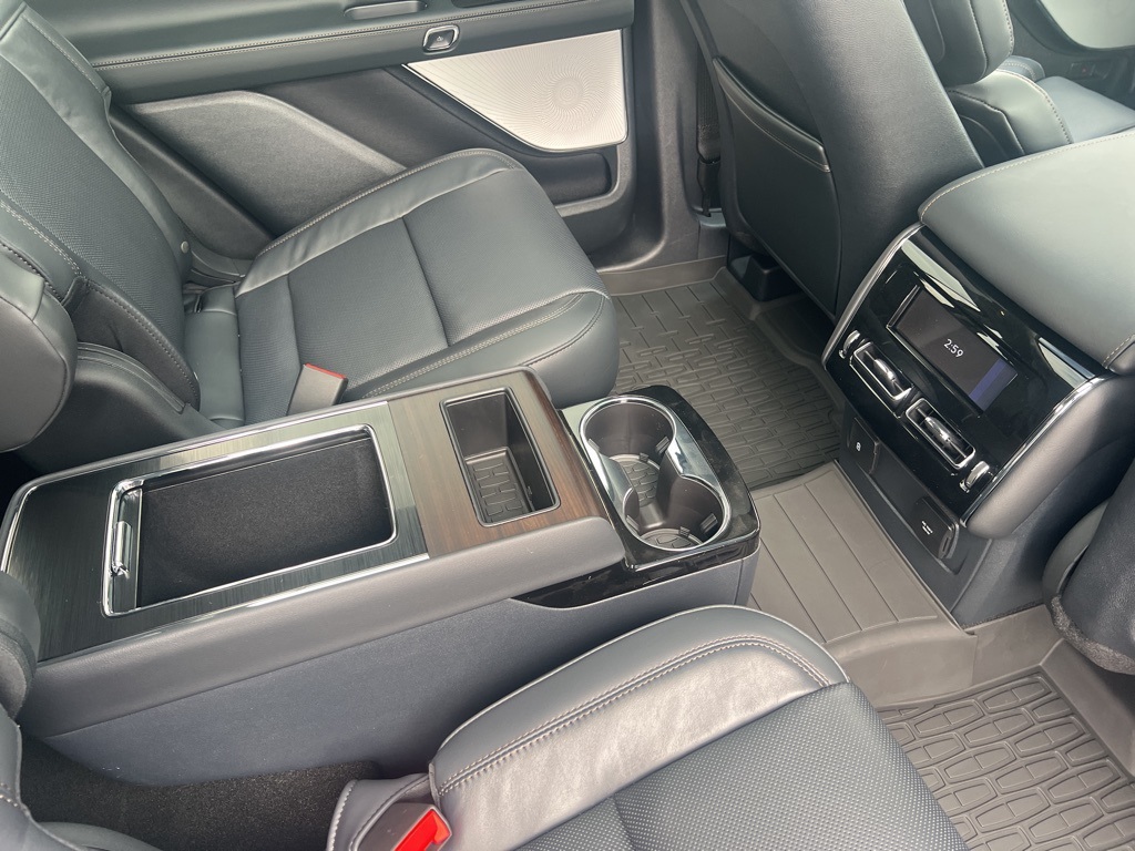 2025 Lincoln Aviator Reserve photo 16
