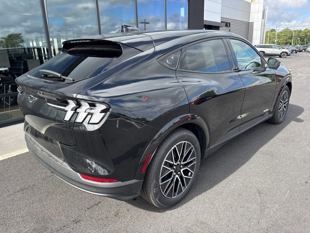2025 Ford Mustang Mach-E Premium photo 3