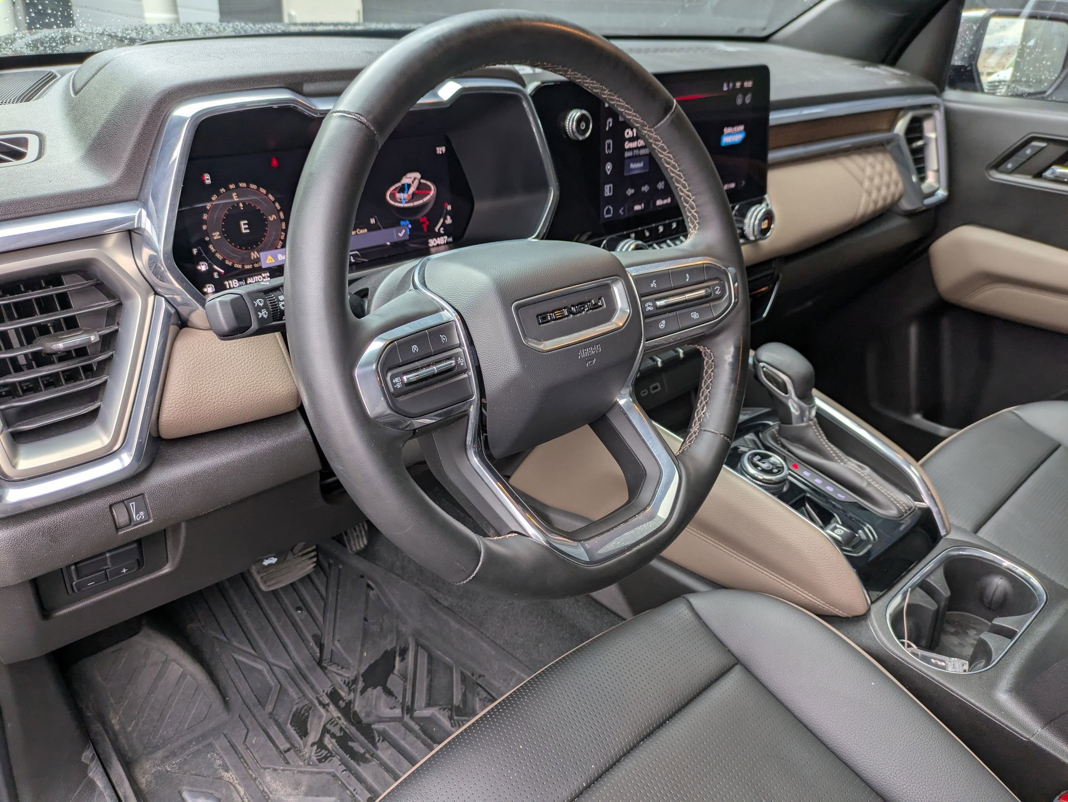 2023 Gmc Canyon Denali photo 11