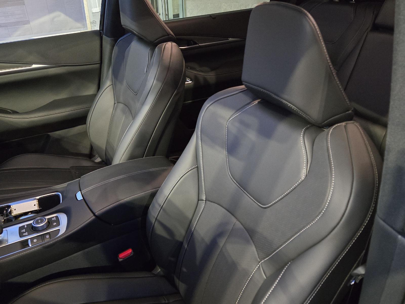 2026 Infiniti QX60 Luxe AWD photo 7