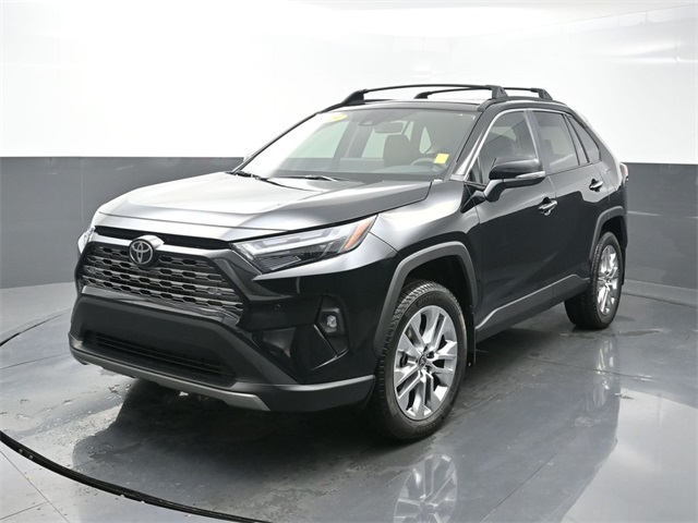 2025 Toyota RAV4 Limited photo 3